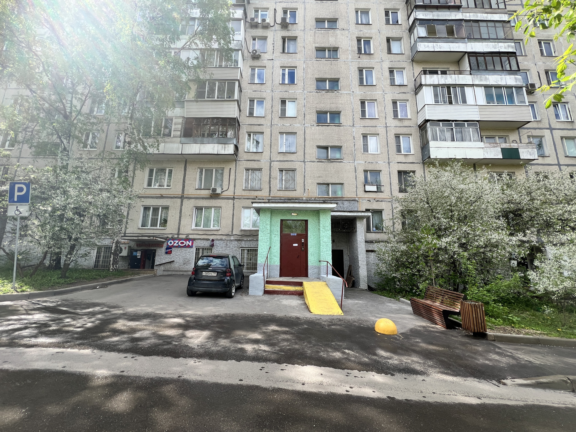 Купить студию, 12 м² по адресу Москва, 1-й Тушинский проезд, 6, 1 этаж,  метро станция Тушинская за 3 500 000 руб. в Домклик — поиск, проверка,  безопасная сделка с жильем в офисе Сбербанка.