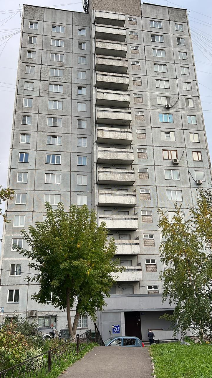 Купить 2-комнатную квартиру, 50.2 м² по адресу Красноярск, улица ...