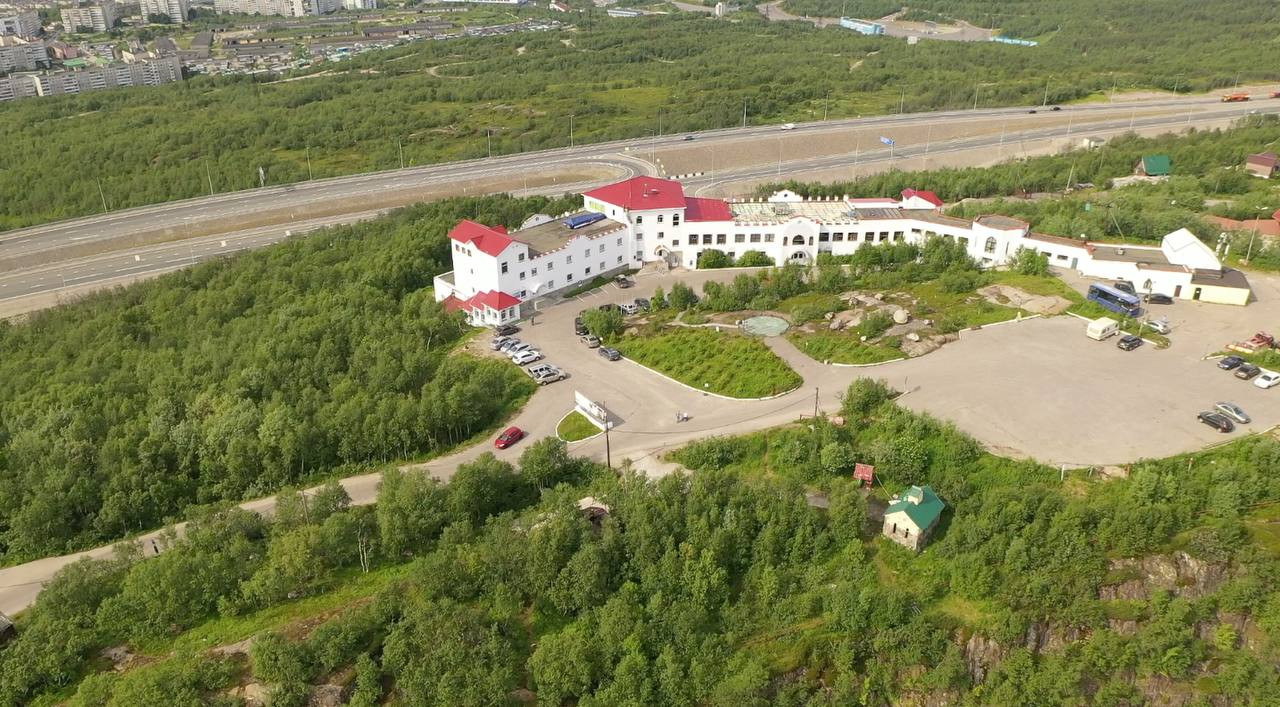 Купить гостиницу, 3900 м² по адресу Мурманск, улица Огни Мурманска, 1, 2  этаж за 750 000 руб. в Домклик — поиск, проверка, безопасная сделка с  недвижимостью в офисе Сбербанка.