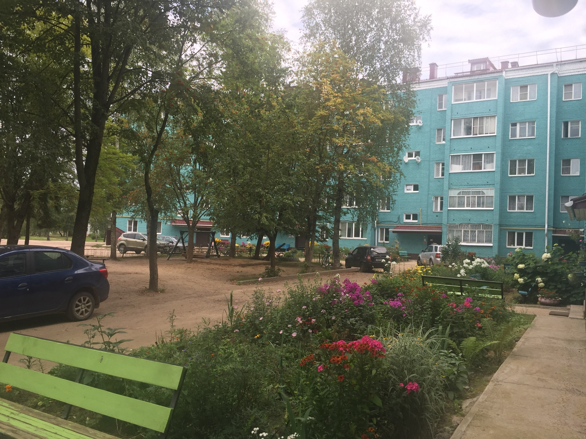 Пархоменко 14 новосибирск. Одноэтажный дом 100м2. Квартира в селе первомайское. Село первомайское краснодарский край. Село первомайское томская.