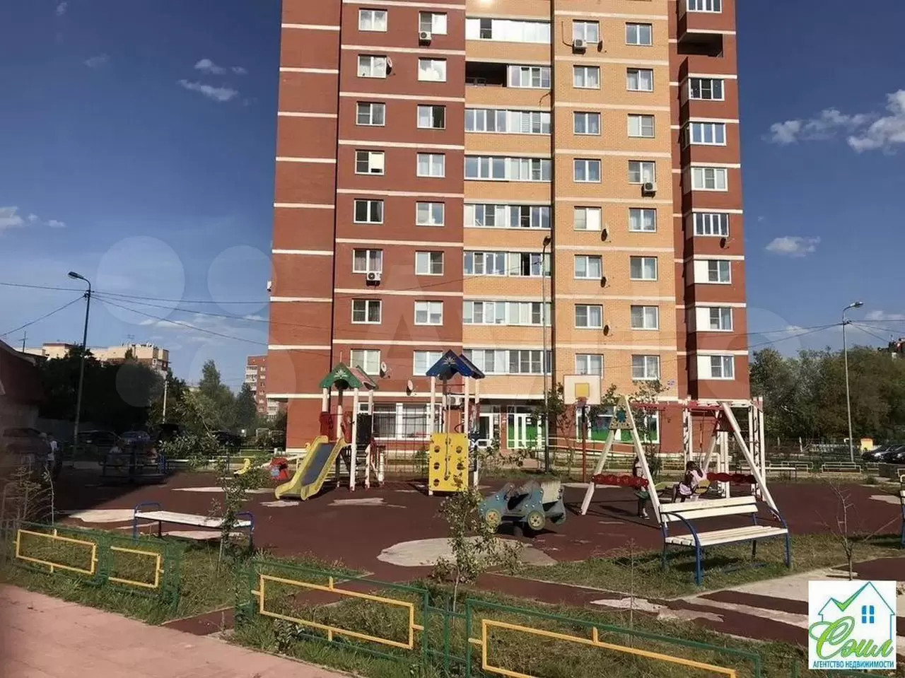 Вишневый сад вишневая улица. Вишневая 3 чехов. Вишневый сад с вишнями. Весеннее дерево. Вишневый сад.