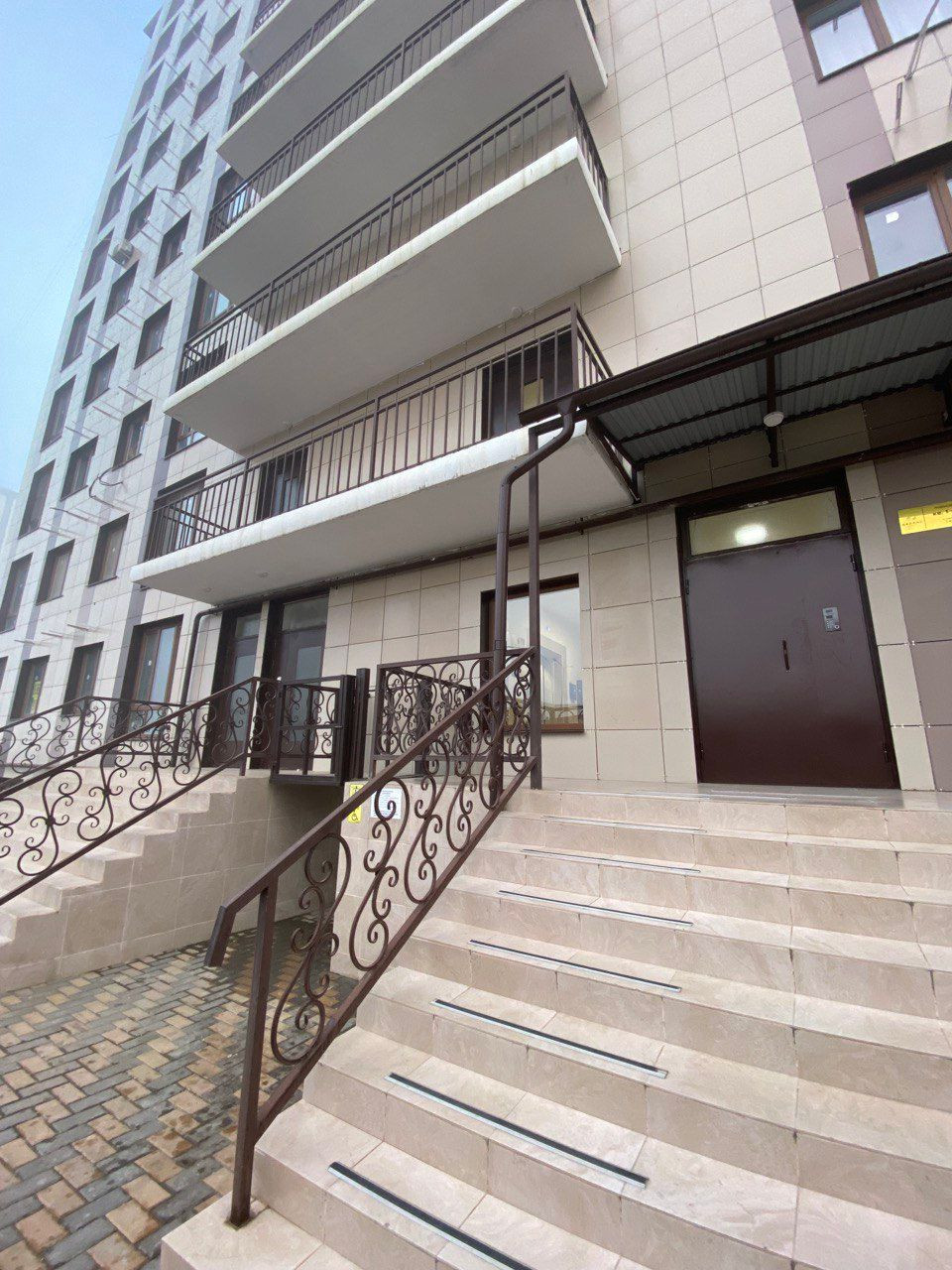 Купить 2-комнатную квартиру, 62 м² по адресу Республика Адыгея ...