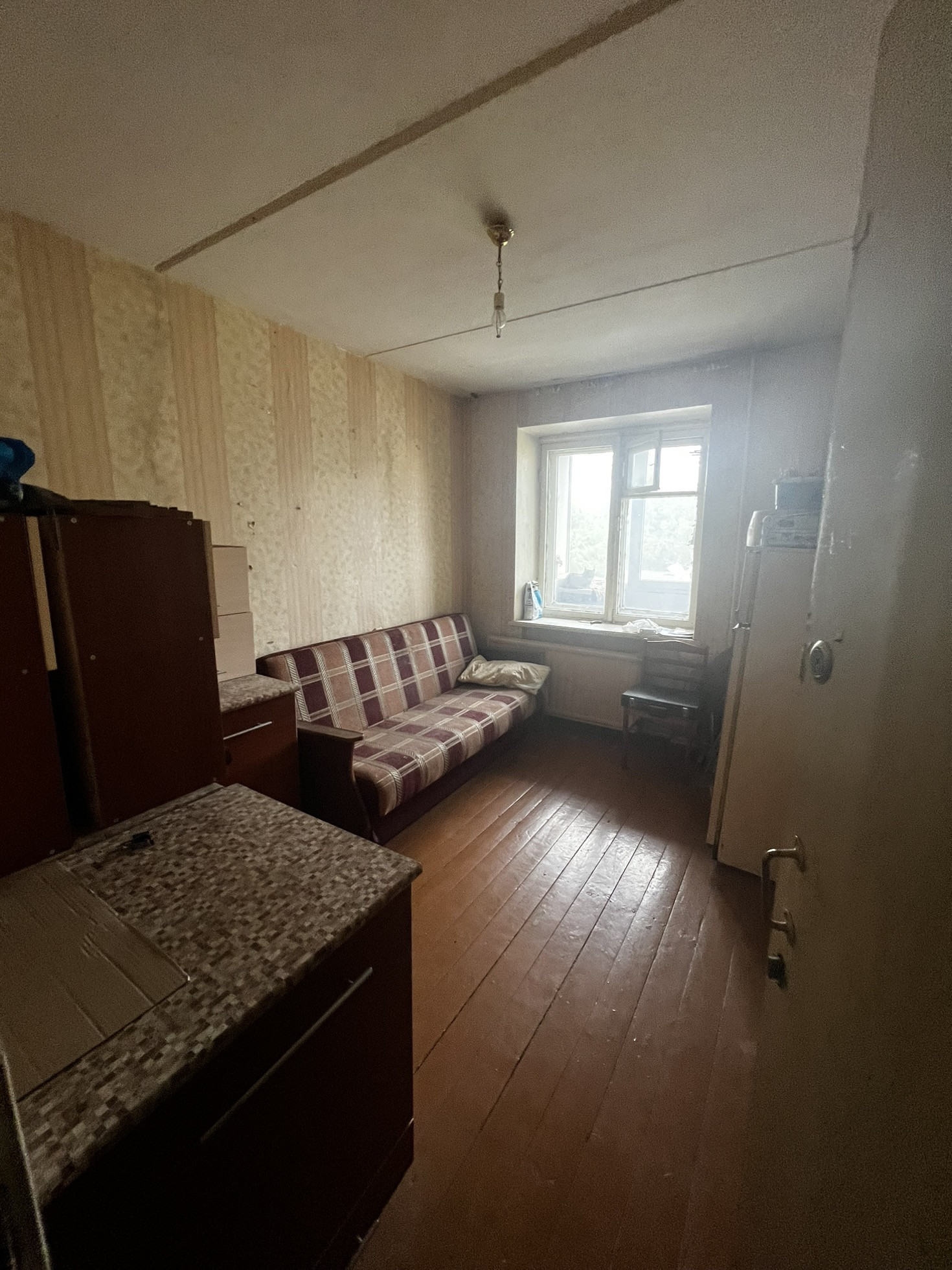 Купить комнату в 4-комн. квартире, 18 м² по адресу Вологодская область,  Череповец, проспект Луначарского, 24, 3 этаж за 750 000 руб. в Домклик —  поиск, проверка, безопасная сделка с жильем в офисе Сбербанка.