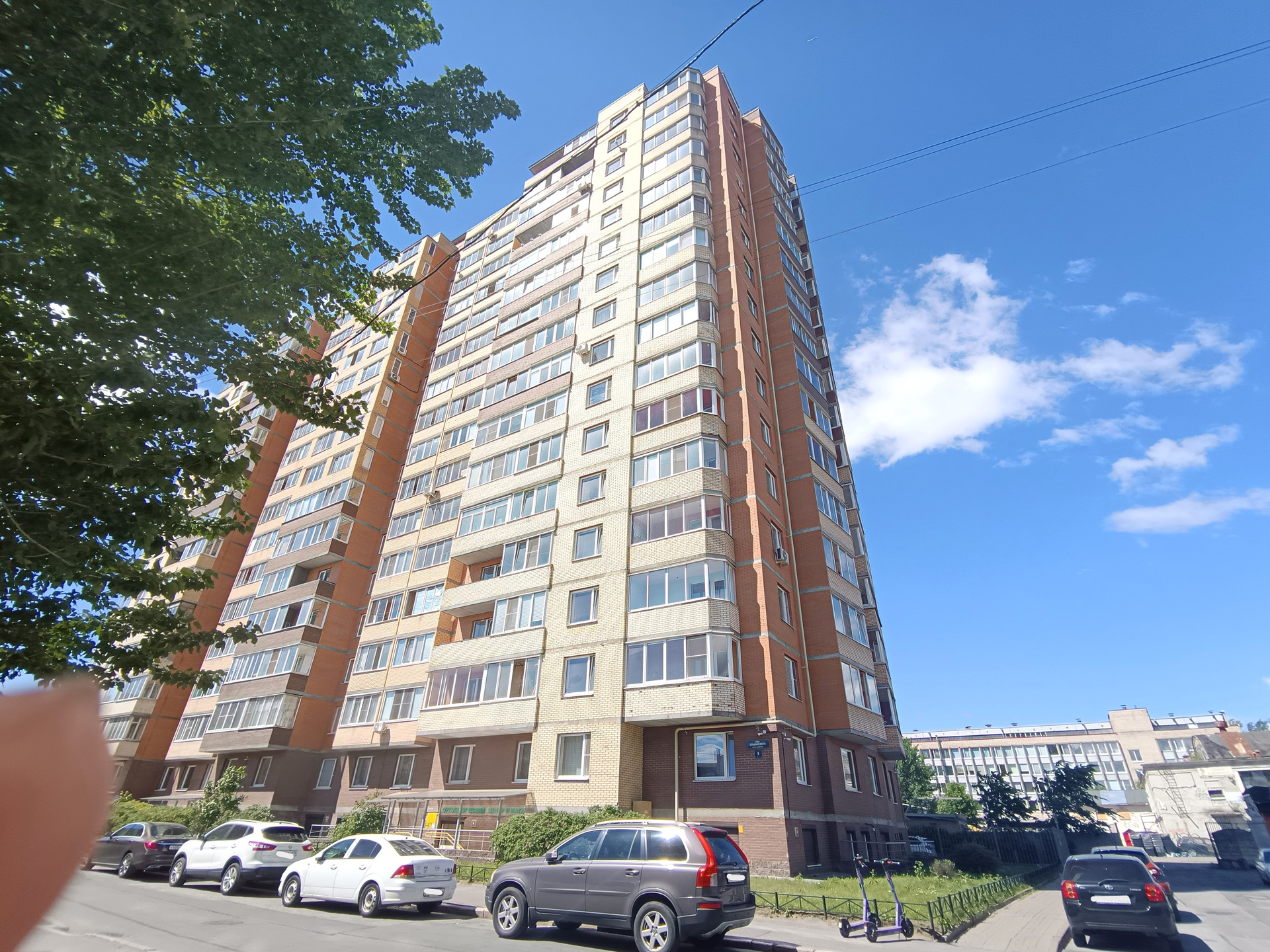 Снять 1-комнатную квартиру, 54.58 м² по адресу Санкт-Петербург, улица  Ольминского, 5, 13 этаж, метро Елизаровская по цене 50 000 руб. в месяц -  Домклик — поиск, проверка, безопасная сделка с жильем в офисе Сбербанка.