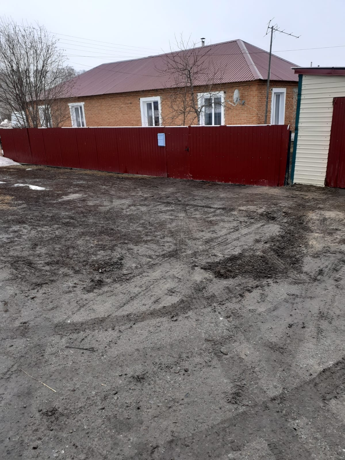 Купить дом, 79.8 м² по адресу Алтайский край, Тюменцевский район, село  Тюменцево, Солоновская улица, 36 за 1 800 000 руб. в Домклик — поиск,  проверка, безопасная сделка с жильем в офисе Сбербанка.