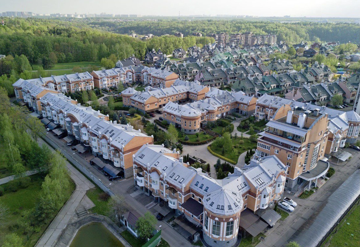 Куркино москва. Химки Куркино. Микрорайон Куркино Москва. Куркино Юровская улица. Юровская 94 Куркино.