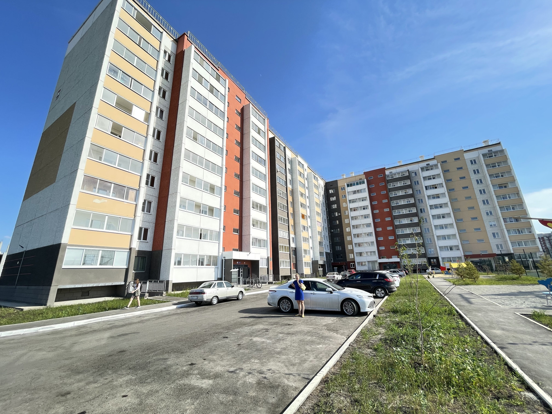 Купить 2-комнатную квартиру, 56.3 м² по адресу Свердловская область, Каменск -Уральский, улица Кутузова, 24А, 1 этаж за 2 399 000 руб. в Домклик —  поиск, проверка, безопасная сделка с жильем в офисе Сбербанка.