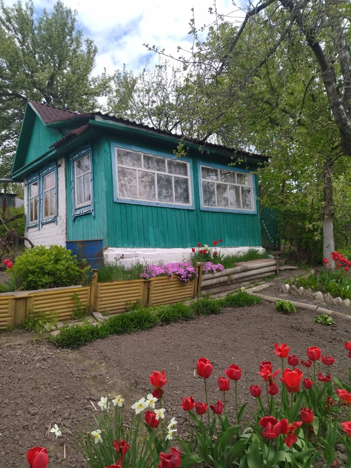 Снт мичуринец 1. Городские сады дачи Железногорск. Авито Железногорск Курская дачи Мичуринец. Старый Бузец пруды. Купить дачу в Железногорске Курской области сот Мичуринец.