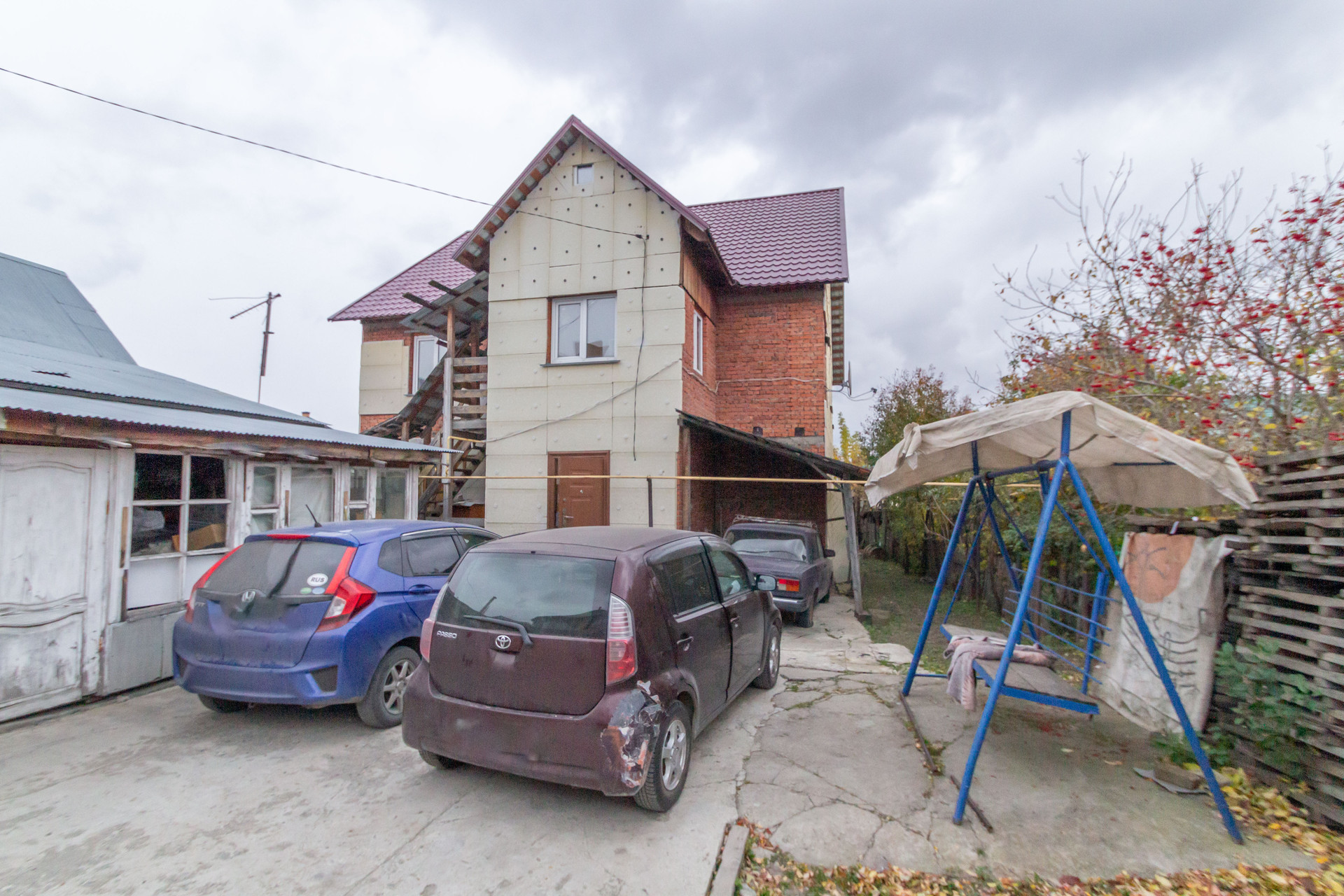 Снт садовод новосибирск. Частный сектор. Застройка частного сектора Уралмаш. Частные сектора город Кемерово. Дома от 150 тысяч.