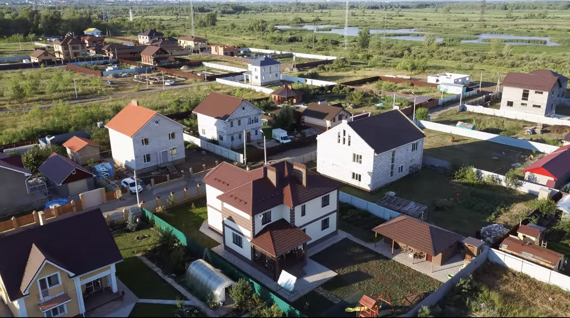 Купить дом, 318 м² по адресу Самара, Персиковая улица, 87 за 8 670 000 руб.  в Домклик — поиск, проверка, безопасная сделка с жильем в офисе Сбербанка.