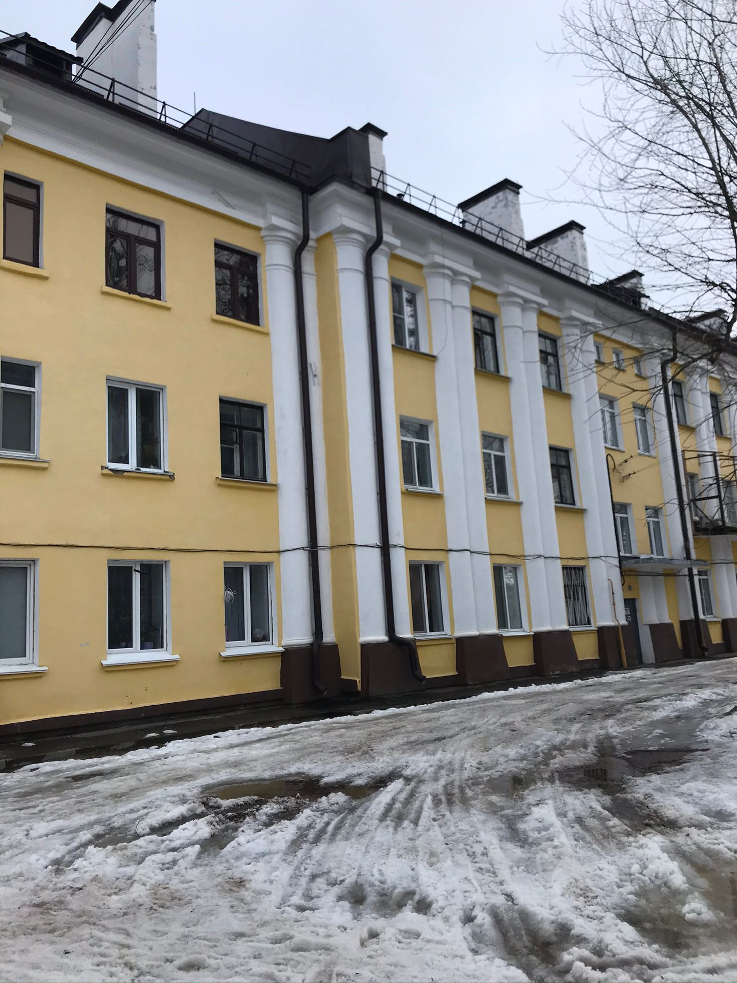 Купить комнату в 4-комн. квартире, 14 м² по адресу Смоленск, улица Воробьёва,  19, 3 этаж за 570 000 руб. в Домклик — поиск, проверка, безопасная сделка с  жильем в офисе Сбербанка.