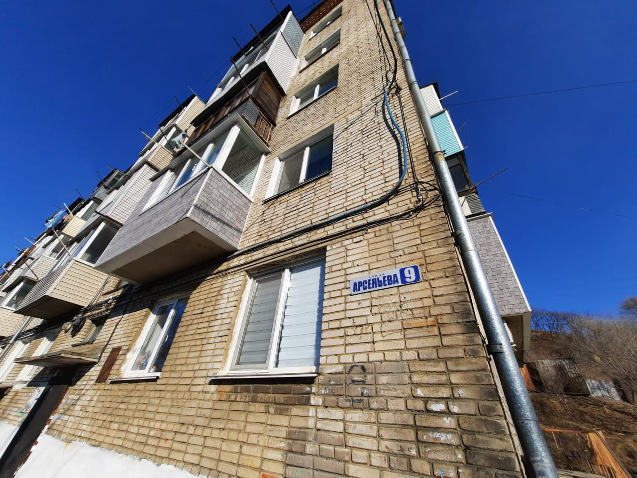 Арсеньева 2а владивосток. Арсеньева 9 омск. Саратов, пр-кт дачный, 1. Ул арсеньева 9/13 владивосток. Красивые многоэтажки в омске фото.