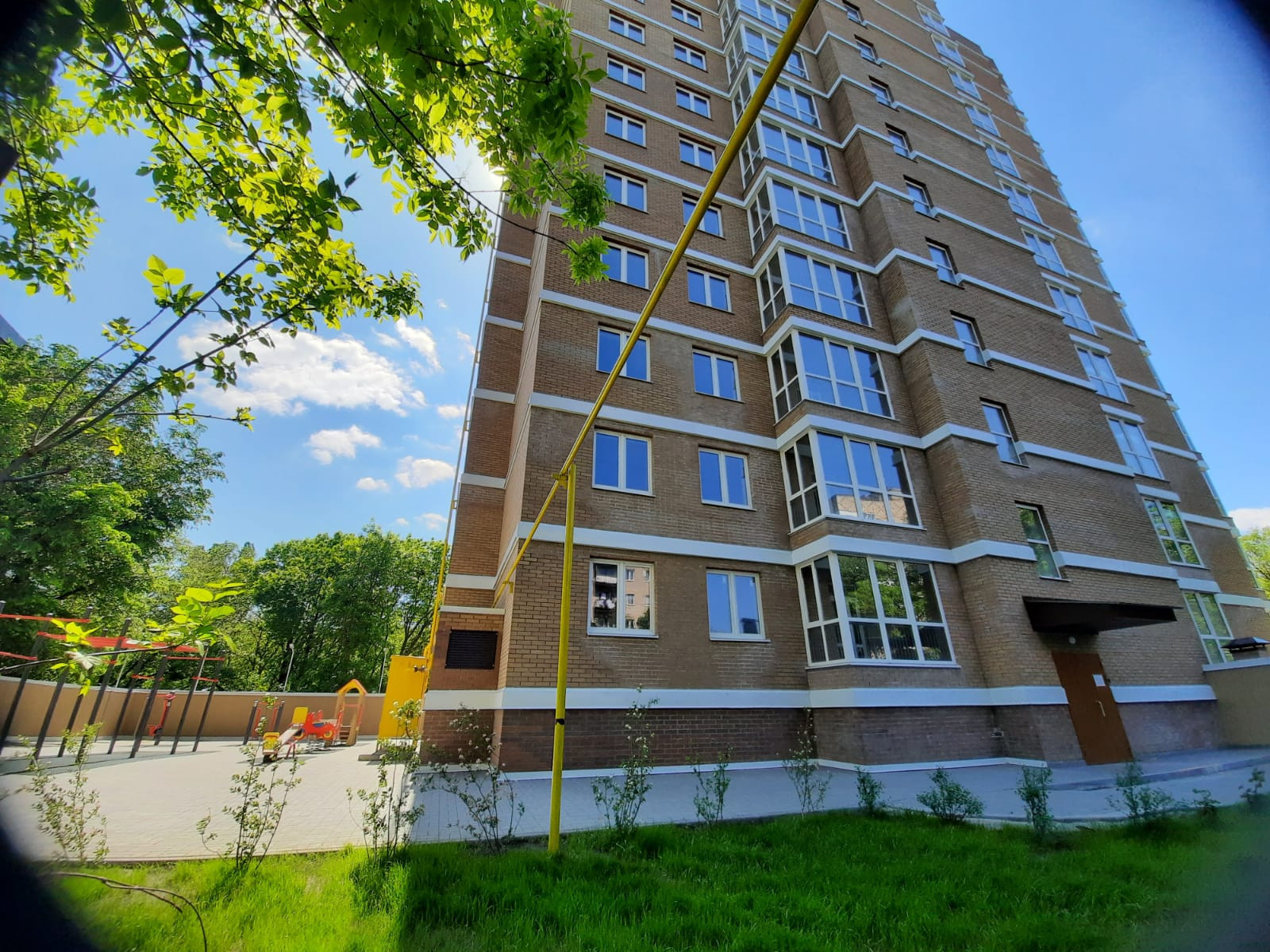 Купить студию, 35.7 м² по адресу Ростов-на-Дону, посёлок Орджоникидзе,  улица Димитрова, 63, 10 этаж за 5 377 000 руб. в Домклик — поиск, проверка,  безопасная сделка с жильем в офисе Сбербанка.