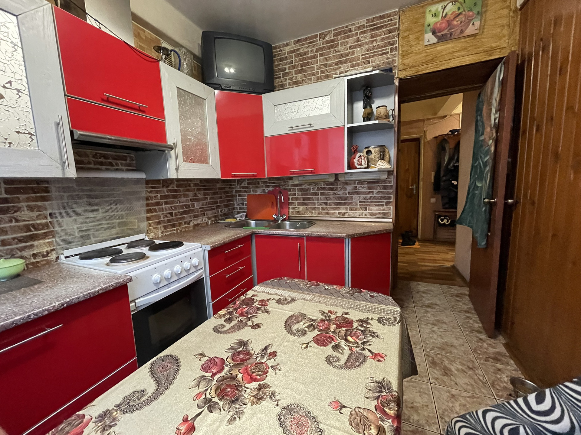 Купить 3-комнатную квартиру, 59.1 м² по адресу Санкт-Петербург, Озеро ...