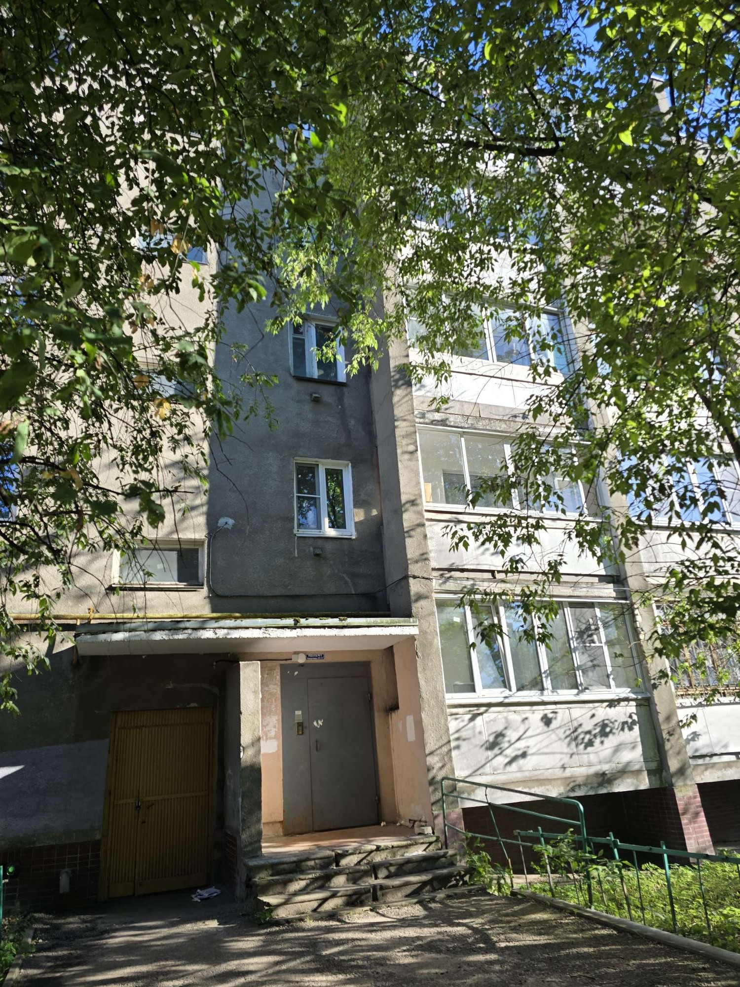 Купить 2-комнатную квартиру, 54 м² по адресу Тверь, улица Бакунина, 31, 2  этаж за 3 850 000 руб. в Домклик — поиск, проверка, безопасная сделка с  жильем в офисе Сбербанка.