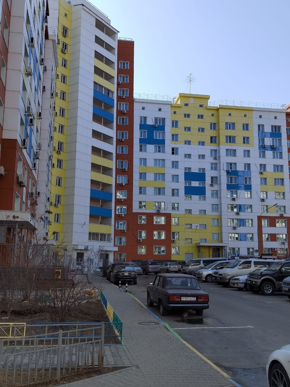 Купить 2-комнатную квартиру, 54.5 м² по адресу Хабаровск, улица Подгаева,  1, 4 этаж за 8 190 000 руб. в Домклик — поиск, проверка, безопасная сделка  с жильем в офисе Сбербанка.