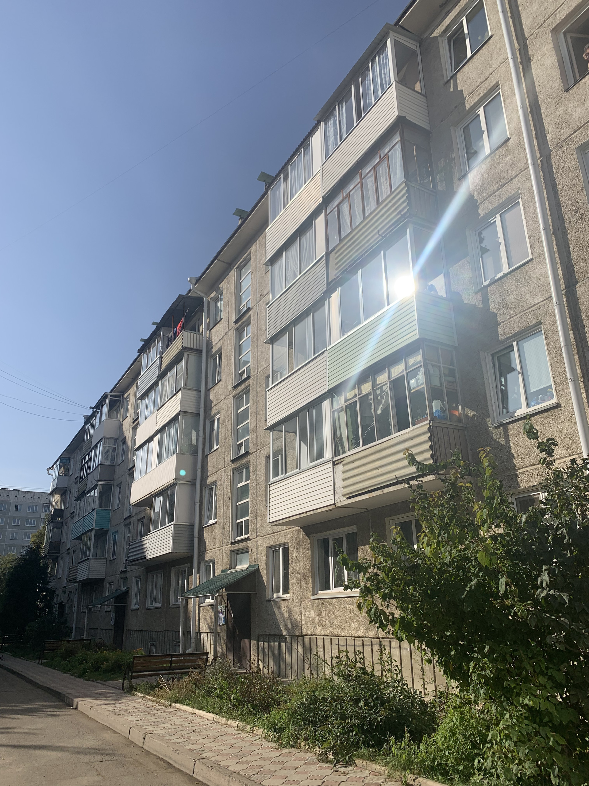 Купить 1-комнатную квартиру, 30 м² по адресу Красноярский край, Сосновоборск,  улица Энтузиастов, 24, 1 этаж за 2 350 000 руб. в Домклик — поиск,  проверка, безопасная сделка с жильем в офисе Сбербанка.