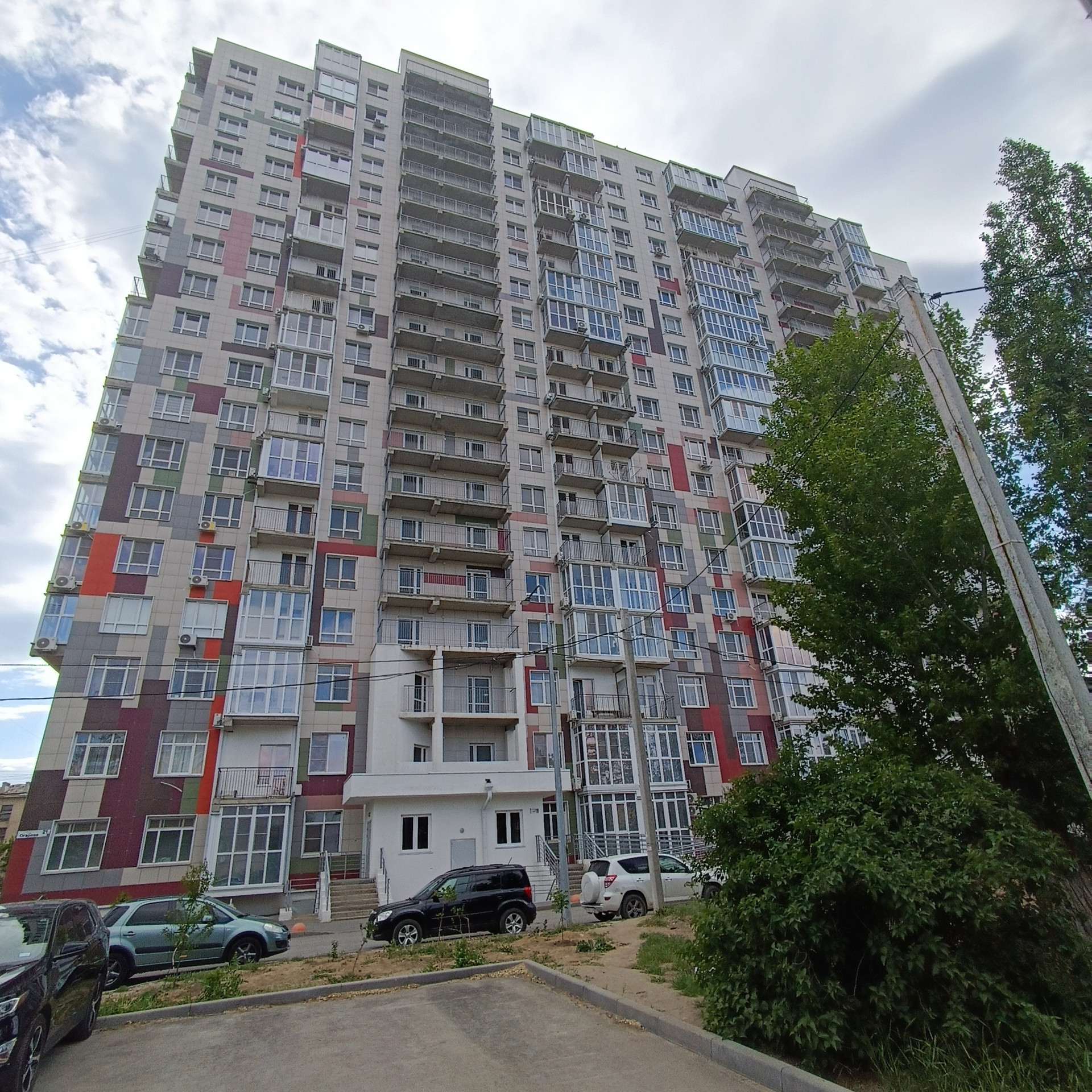 Купить 1-комнатную квартиру, 35.5 м² по адресу Волгоград, улица Огарёва,  21Б, 5 этаж за 4 100 000 руб. в Домклик — поиск, проверка, безопасная  сделка с жильем в офисе Сбербанка.