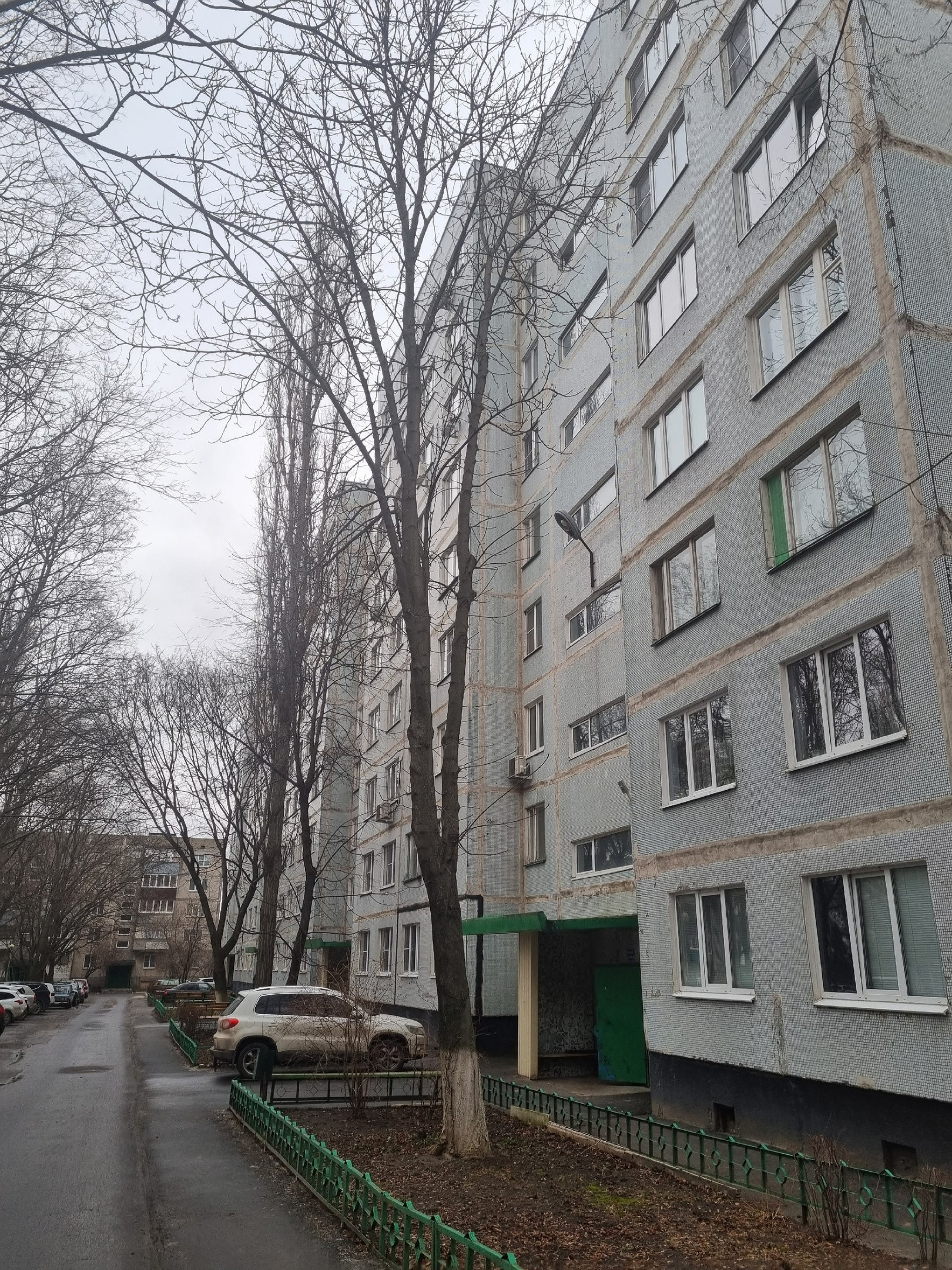 Купить 1-комнатную квартиру, 32.2 м² по адресу Курская область, Курчатов,  улица Космонавтов, 22, 9 этаж за 2 350 000 руб. в Домклик — поиск,  проверка, безопасная сделка с жильем в офисе Сбербанка.