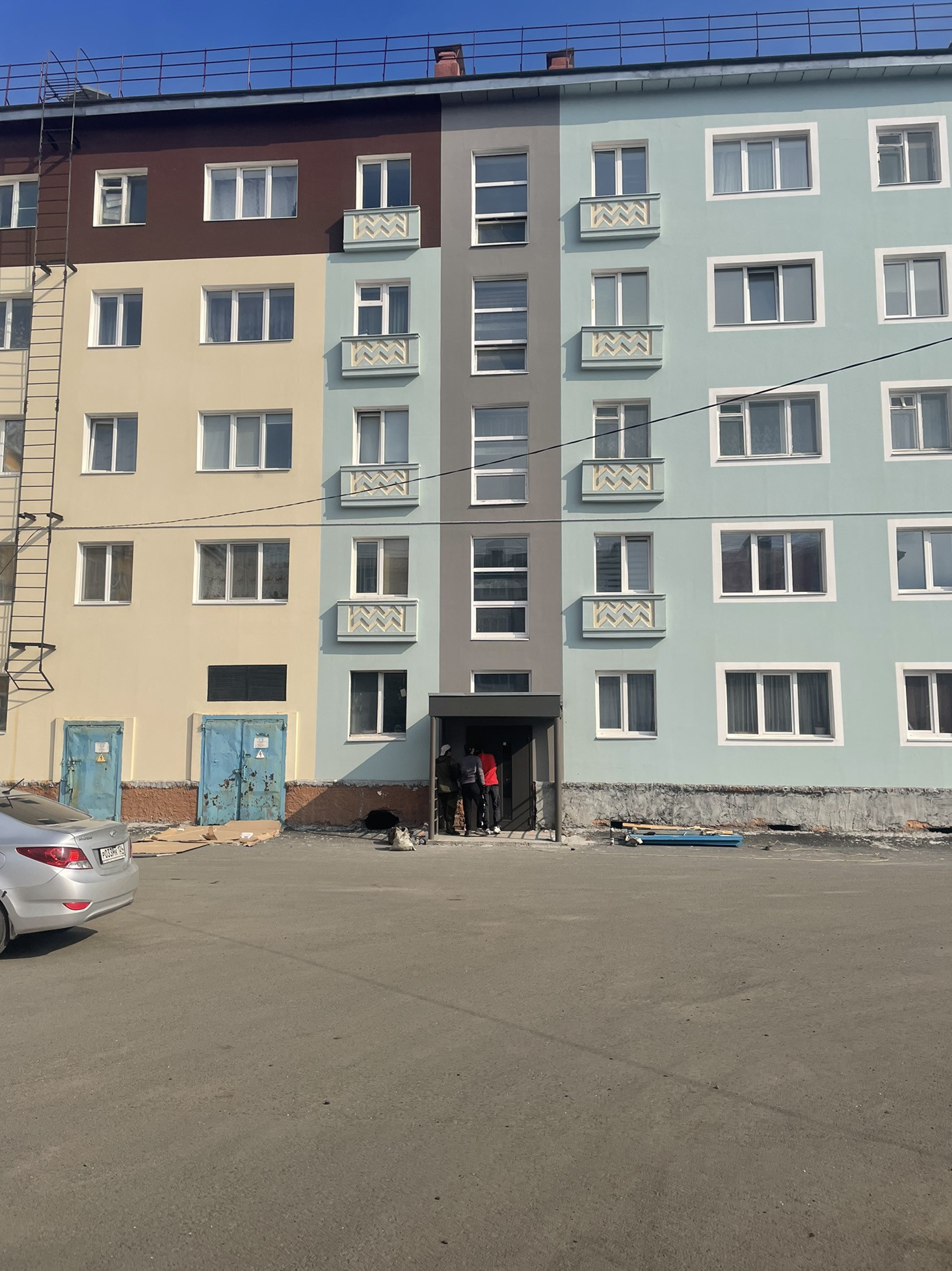 Купить 3-комнатную квартиру, 55 м² по адресу Красноярский край, Норильск,  улица Мира, 1к2, 5 этаж за 4 100 000 руб. в Домклик — поиск, проверка,  безопасная сделка с жильем в офисе Сбербанка.