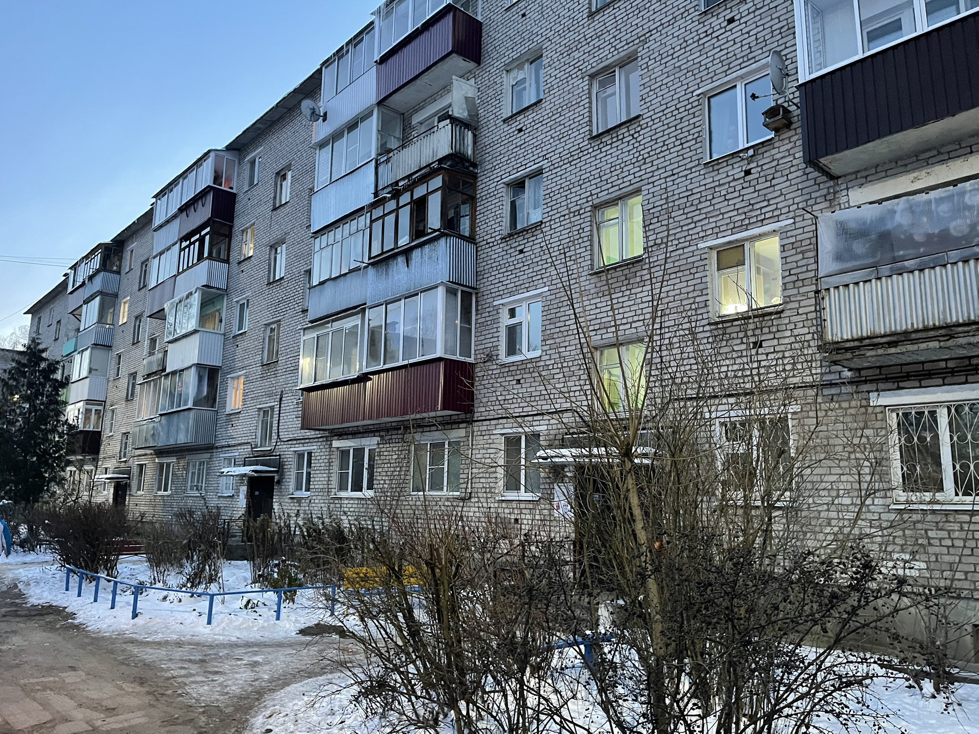 Купить 2-комнатную квартиру, 47.3 м² по адресу Тверская область, Кимры,  улица Чапаева, 14, 5 этаж за 2 300 000 руб. в Домклик — поиск, проверка,  безопасная сделка с жильем в офисе Сбербанка.