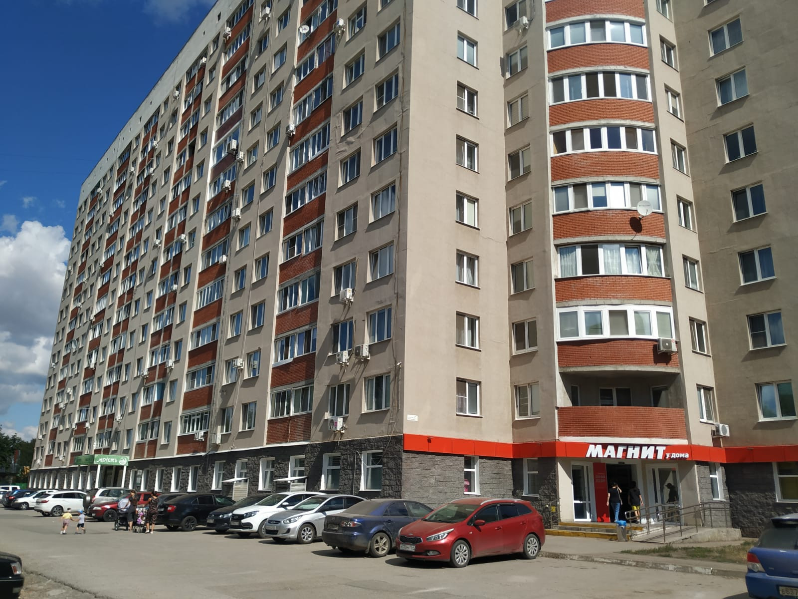 Купить 1-комнатную квартиру, 42.6 м² по адресу Республика Башкортостан, Уфа,  улица Ахметова, 320/1, 12 этаж за 3 450 000 руб. в Домклик — поиск,  проверка, безопасная сделка с жильем в офисе Сбербанка.