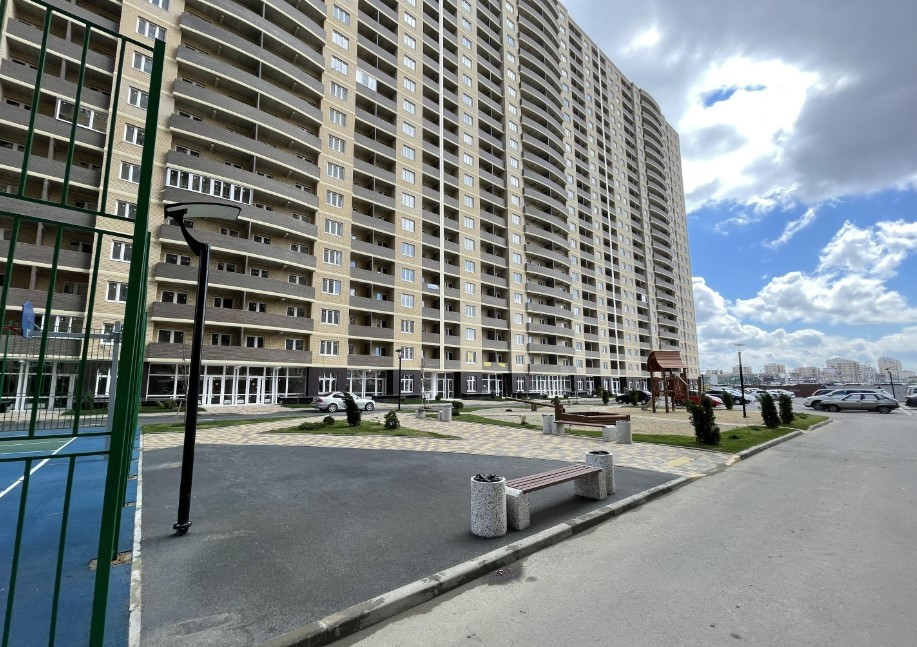 Жк лучший 1 петра метальникова, 36. Краснодар ул цезаря куникова. Метальникова 36 краснодар. Улица цезаря куникова краснодар. Метальникова 36 краснодар.