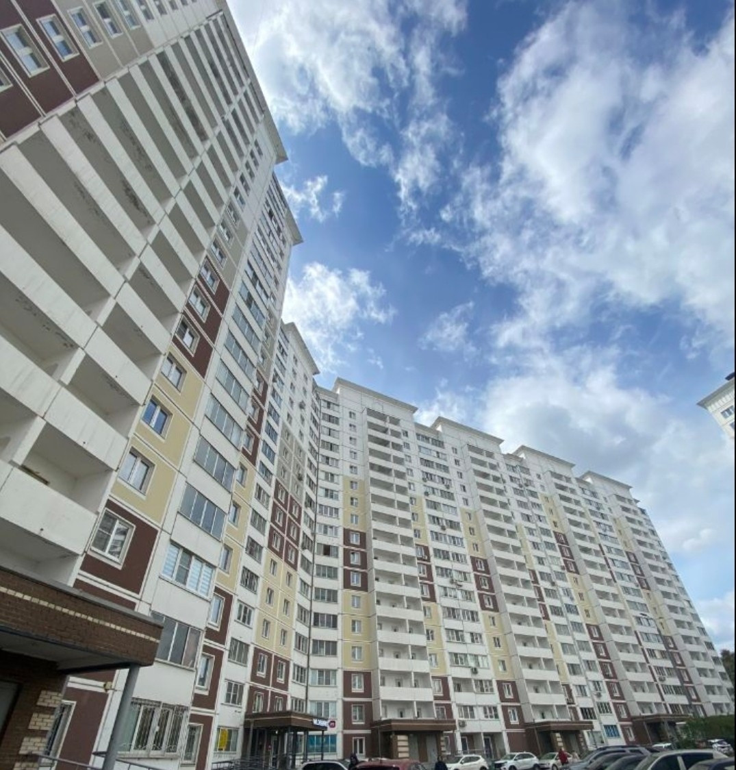 Купить 1-комнатную квартиру, 41 м² по адресу Московская область, Балашиха,  микрорайон Кучино, улица Смельчак, 15, 13 этаж за 7 350 000 руб. в Домклик  — поиск, проверка, безопасная сделка с жильем в офисе Сбербанка.